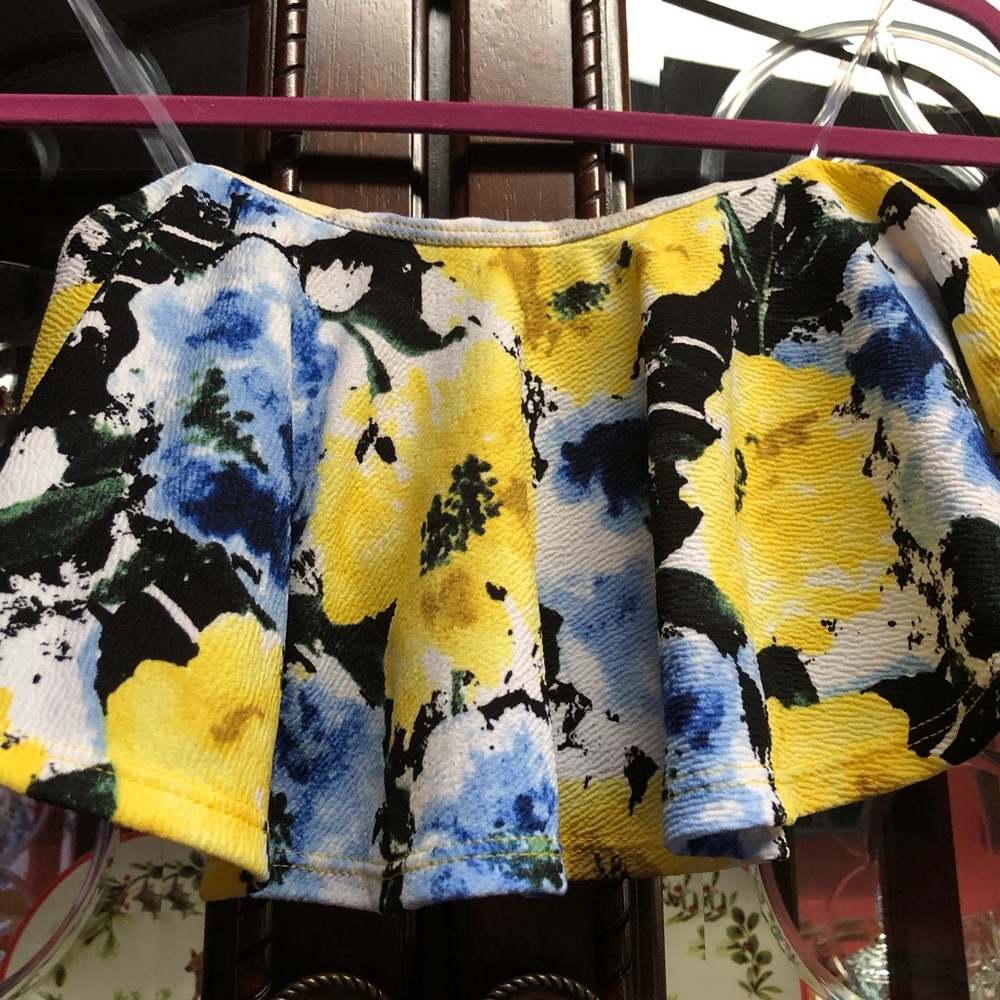 K TOO - 2 Piece Set - Picture 2 of 10